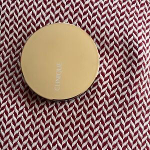 Clinique highlighter - Starlit Glow